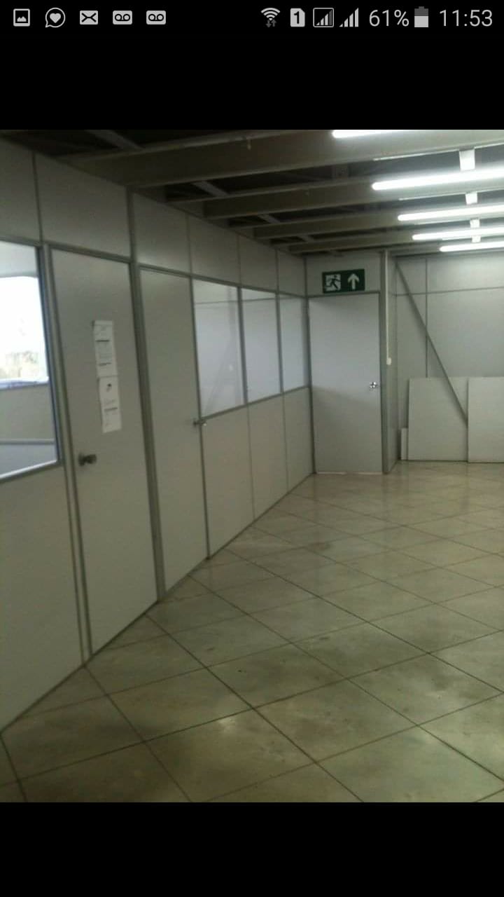 Divisórias de alumínio