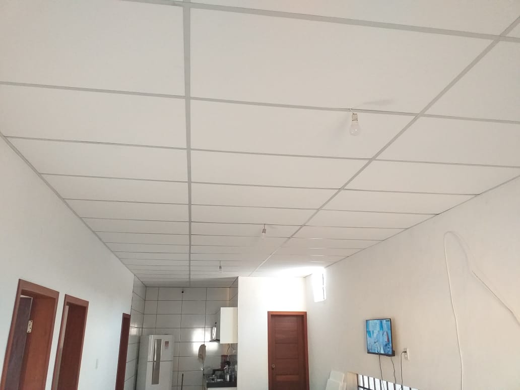 Forro em fibra mineral